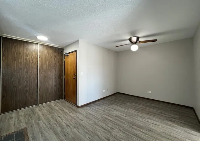 2nd image of 7030 Barrington Ct #204, Woodridge, IL 60517 | MLS# 12670304