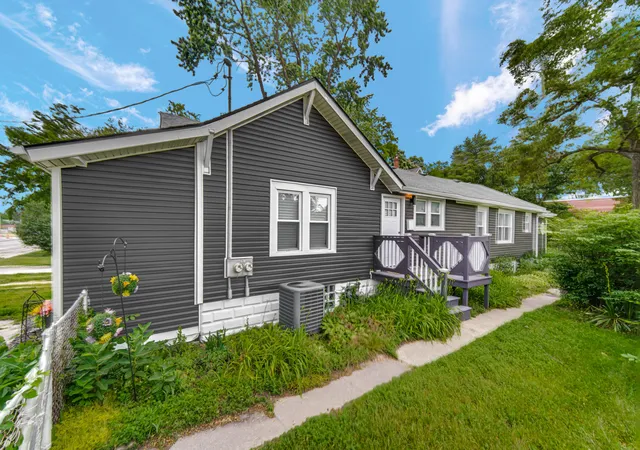 1st image of 14135 Lincoln Ave, Dolton, IL 60419 | MLS# 12670369