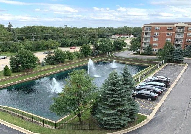 2nd image of 1 Itasca Pl #403, Itasca, IL 60143 | MLS# 12670395