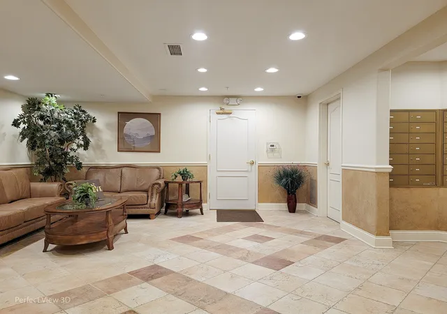 3rd image of 1 Itasca Pl #403, Itasca, IL 60143 | MLS# 12670395