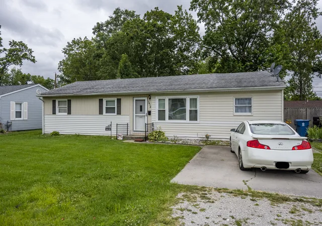 24th image of 1412 Holly St, Centralia, IL 62801 | MLS# 12670432