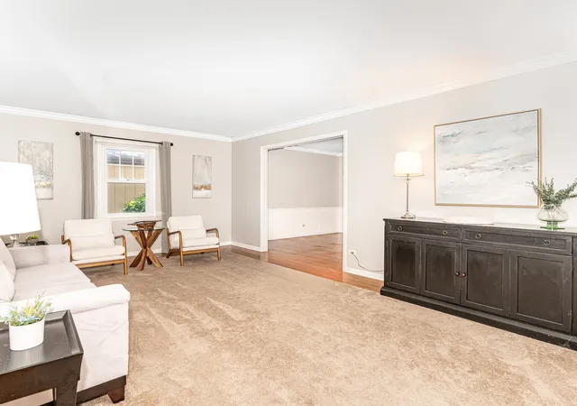 3rd image of 1621 Kenyon Dr, Naperville, IL 60565 | MLS# 12670449
