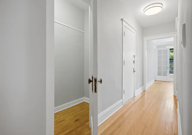 Homes for sale in Chicago, IL | 1226 E 54 St #2w, Chicago, IL 60615 | MLS# 12670457