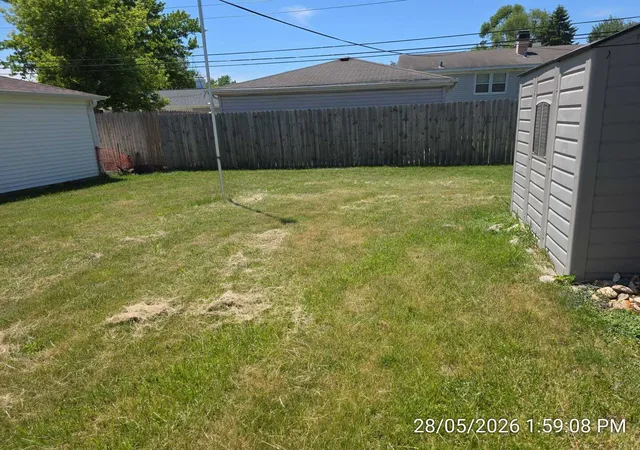 3rd image of 148 Pecos Cir, Carpentersville, IL 60110 | MLS# 12670486