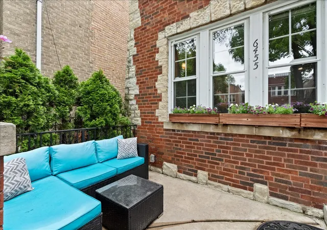 Homes for sale in Chicago, IL | 6455 N Talman Ave, Chicago, IL 60645 | MLS# 12670514