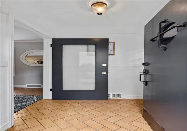 Homes for sale in Chicago, IL | 6455 N Talman Ave, Chicago, IL 60645 | MLS# 12670514