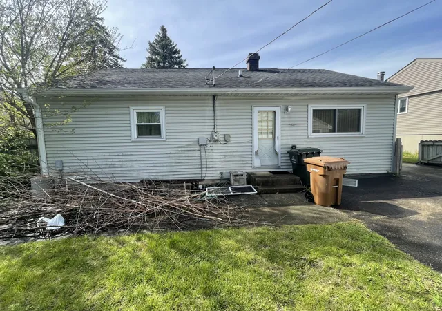 2nd image of 400 E Altgeld Ave, Glendale Heights, IL 60139 | MLS# 12670534