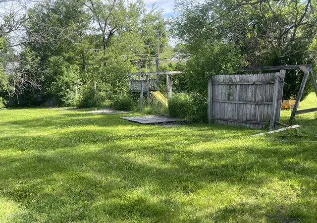 4th image of 400 E Altgeld Ave, Glendale Heights, IL 60139 | MLS# 12670534