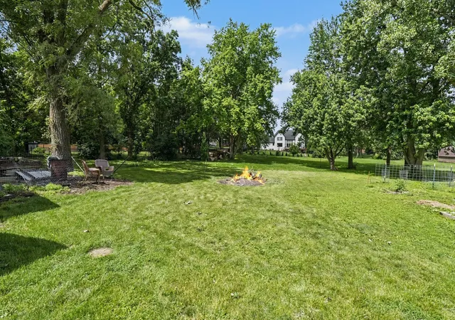 3rd image of 5S254 Radcliff Rd, Naperville, IL 60563 | MLS# 12670553