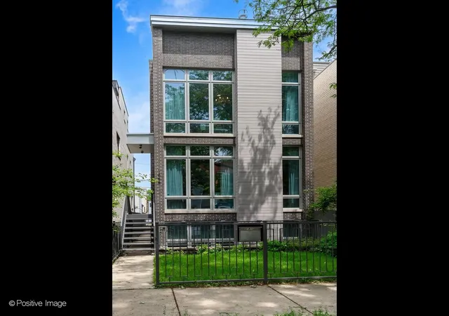 1st image of 1844 W Erie St, Chicago, IL 60622 | MLS# 12670638