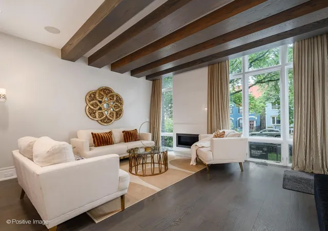 3rd image of 1844 W Erie St, Chicago, IL 60622 | MLS# 12670638