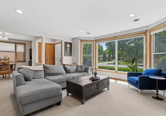 Homes for sale in Park Ridge, IL | 2508 W Sibley St, Park Ridge, IL 60068 | MLS# 12670725