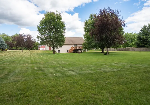 Homes for sale in Rochelle, IL | 10092 Raindance Dr E, Rochelle, IL 61068 | MLS# 12670817