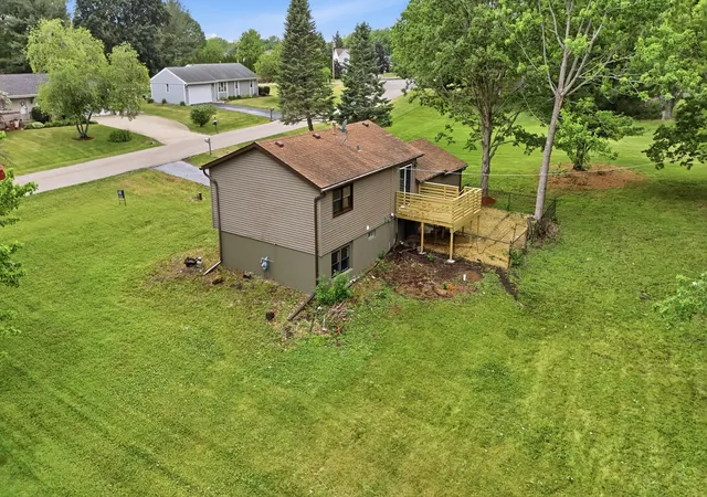 Photo 2 of Single family home for sale at 8320 Phyllis Rd, Rockford, IL 61108 | MLS# 12670851 | Listing updated on 2026-09-12