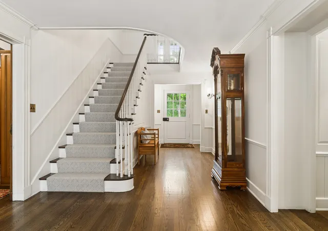 4th image of 332 Old Sutton Rd, Barrington Hills, IL 60010 | MLS# 12670862