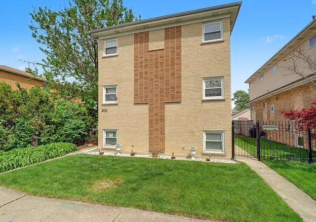 1st image of 2111 N 75th Ave #1E, Elmwood Park, IL 60707 | MLS# 12670889