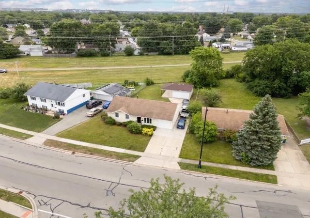 Photo 22 of Single family home for sale at 523 Belmont Dr, Romeoville, IL 60446 | MLS# 12671043 | Listing updated on 2026-10-07