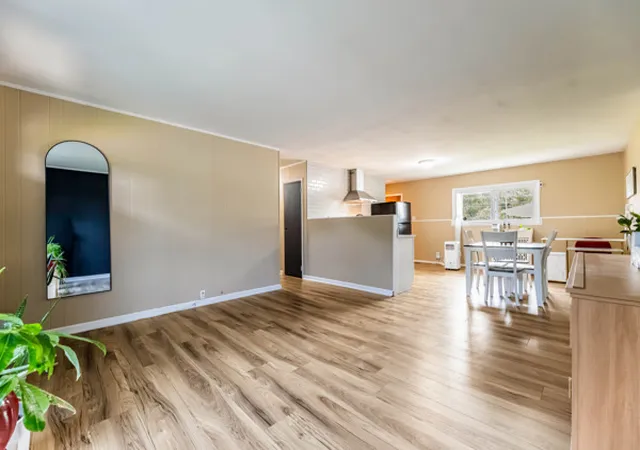Photo 4 of Single family home for sale at 523 Belmont Dr, Romeoville, IL 60446 | MLS# 12671043 | Listing updated on 2026-10-07