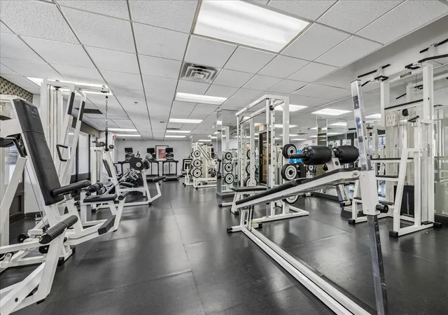 5th image of 5320 N Sheridan Rd #1911, Chicago, IL 60640 | MLS# 12671112