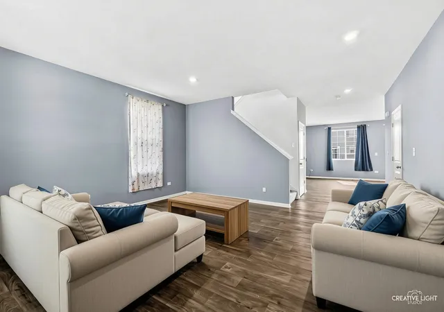 Photo 3 of Single family home for sale at 400 Cronin Blvd, Shorewood, IL 60404 | MLS# 12671374 | Listing updated on 2026-09-21