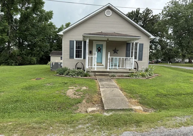 1st image of 78 Academy St, Eldorado, IL 62930 | MLS# 12671517