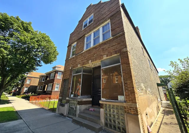 Homes for sale in Chicago, IL | 3353 S Aberdeen St, Chicago, IL 60608 | MLS# 12671532