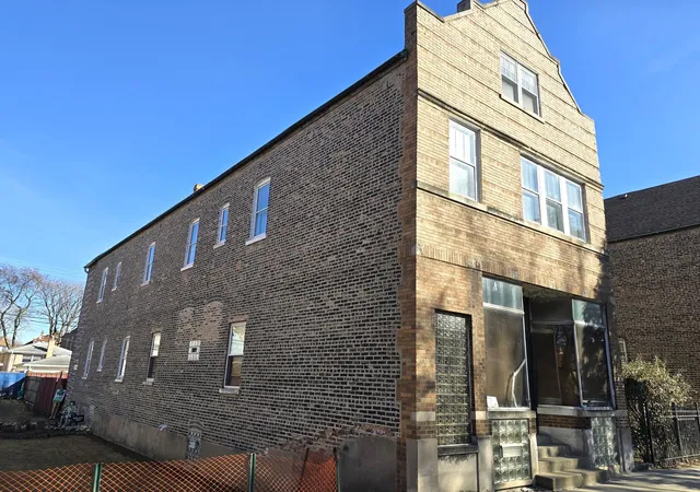 Homes for sale in Chicago, IL | 3353 S Aberdeen St, Chicago, IL 60608 | MLS# 12671532