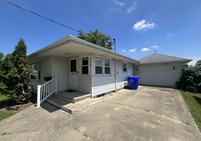 Homes for sale in Kewanee, IL | 538 Dwight St, Kewanee, IL 61443 | MLS# 12671551