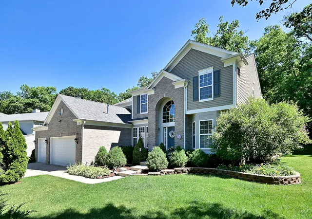 70th image of 10 Sequoia Ct, Streamwood, IL 60107 | MLS# 12671552