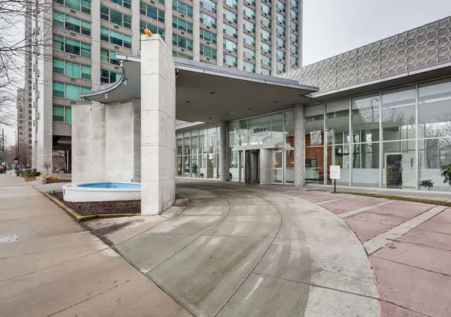 Homes for sale in Chicago, IL | 3600 N Lake Shore Dr #710, Chicago, IL 60613 | MLS# 12671566