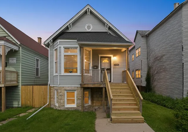 2nd image of 7828 S Escanaba Ave, Chicago, IL 60649 | MLS# 12671630