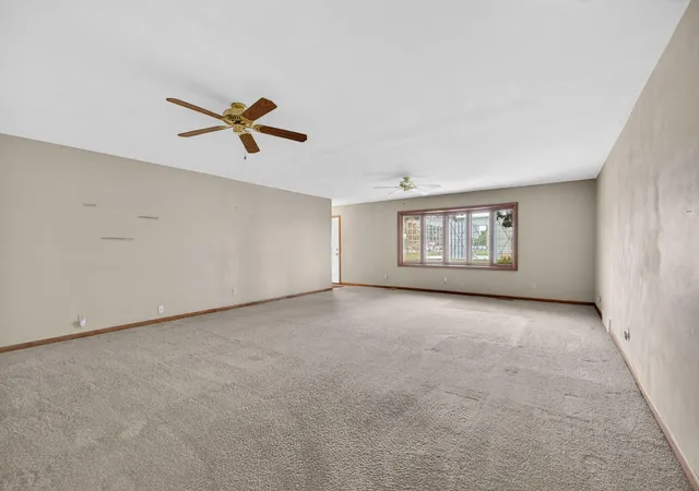 Homes for sale in Colona, IL | 5770 Poppy Garden Rd, Colona, IL 61241 | MLS# 12671657