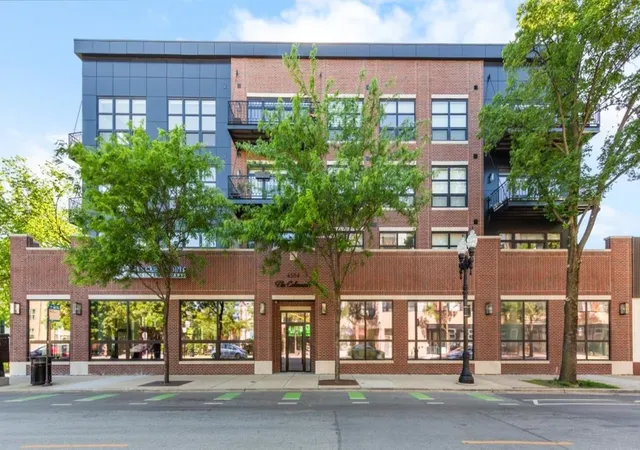 1st image of 4504 N Clark St #404, Chicago, IL 60640 | MLS# 12671717