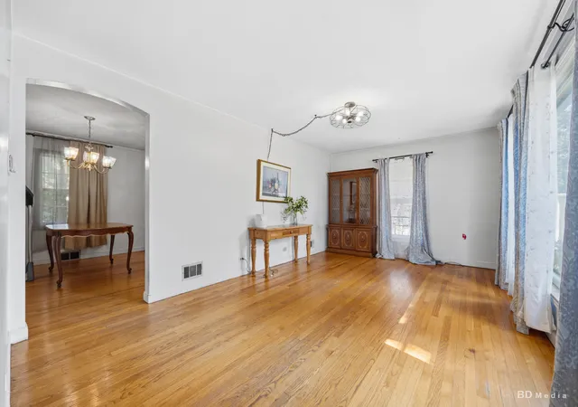 Photo 3 of Single family home for sale at 14555 Springfield Ave, Midlothian, IL 60445 | MLS# 12671755 | Listing updated on 2026-10-11
