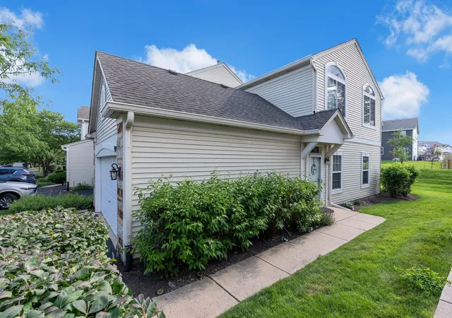 1st image of 1909 Misty Ridge Ln #1909, Aurora, IL 60503 | MLS# 12671801