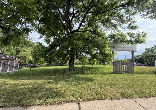 Homes for sale in Elgin, IL | 415 Russell St, Elgin, IL 60120 | MLS# 12671851