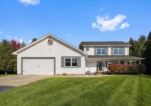 Single family home for sale at 1701 Constitution Rd, New Lenox, IL 60451 | MLS# 12672037