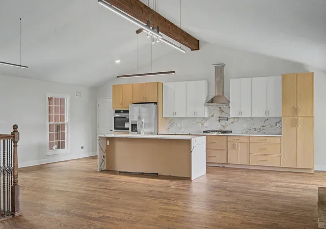 5th image of 15 Turning Shore Dr, South Barrington, IL 60010 | MLS# 12672057