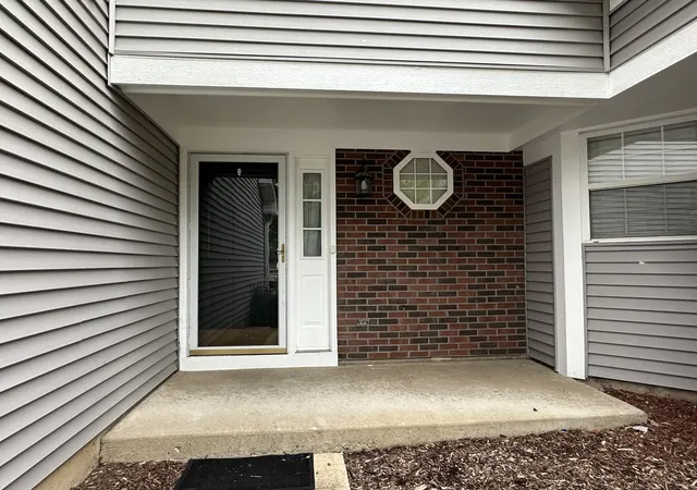 image of 1346 Brunswick Ct, Elgin, IL 60120 | MLS# 12672115