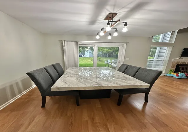 image of 1346 Brunswick Ct, Elgin, IL 60120 | MLS# 12672115