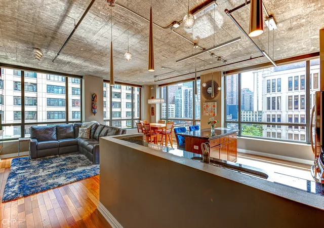 2nd image of 520 S State St #501, Chicago, IL 60605 | MLS# 12672194