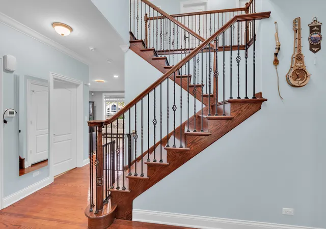 3rd image of 456 Arbor Ln, Wood Dale, IL 60191 | MLS# 12672199