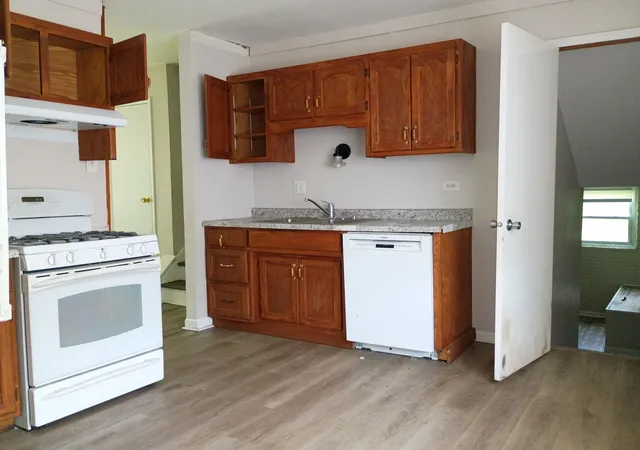 Photo 4 of Single family home for sale at 2924 224th Place, Sauk Village, IL 60411 | MLS# 12672259 | Listing updated on 2026-08-03