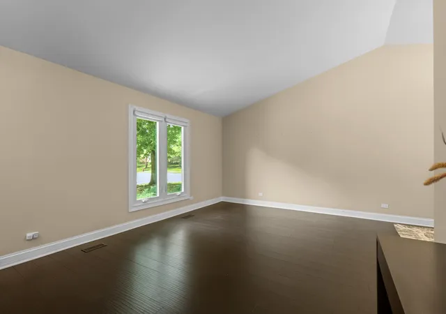 Homes for sale in Arlington Heights, IL | 1316 W Meade Ln, Arlington Heights, IL 60004 | MLS# 12672292
