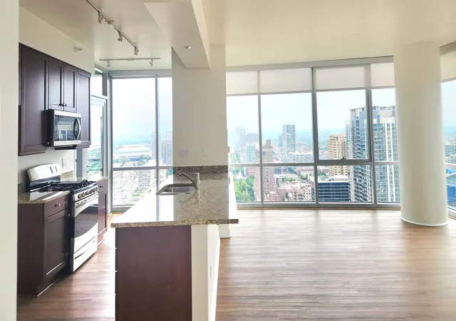 Homes for sale in Chicago, IL | 1201 S Prairie Ave #3106, Chicago, IL 60605 | MLS# 12672310