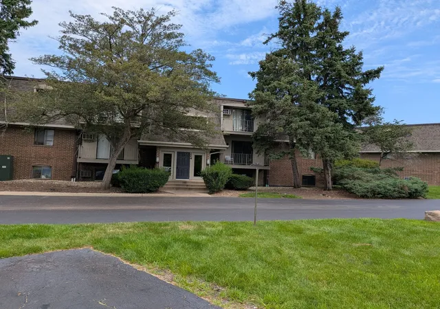 1st image of 224 E Bailey Rd #g, Naperville, IL 60585 | MLS# 12672334