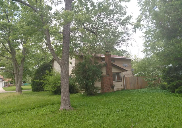 Photo 3 of Single family home for sale at 1029 Ashridge Ln, University Park, IL | MLS# 12672346 | Listing updated on 2026-06-15