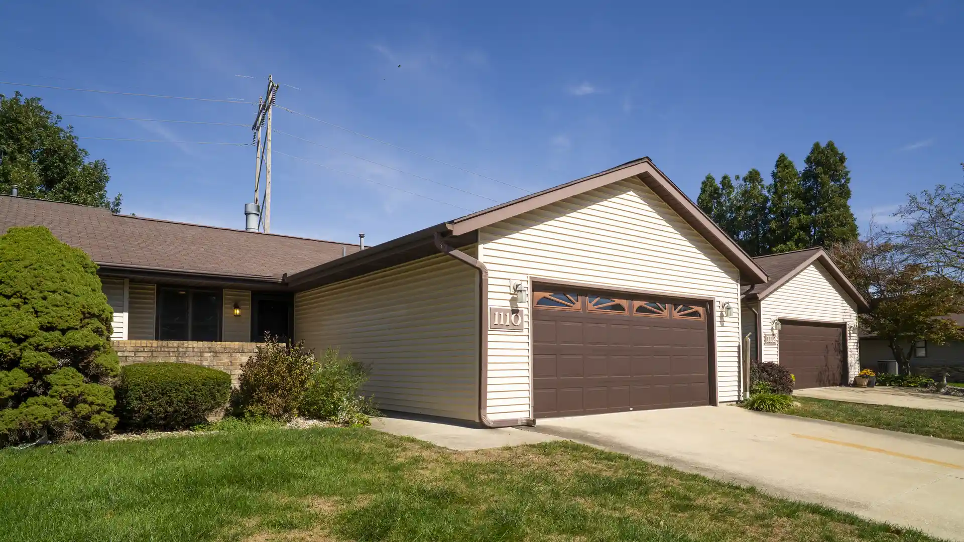 Listing Photo 1 - Condo for sale in 1110 Brad Dr located at 1110 Brad Dr, Urbana, IL 61802 - Unit #1110