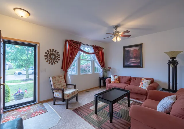 Homes for sale in Beach Park, IL | 39843 Stoneywood Dr, Beach Park, IL 60083 | MLS# 12672378