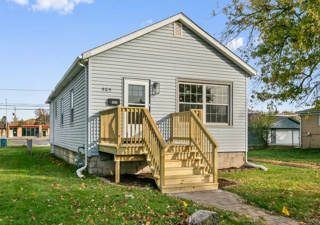 1st image of 505 Greenbay Ave, Calumet City, IL 60409 | MLS# 12672394